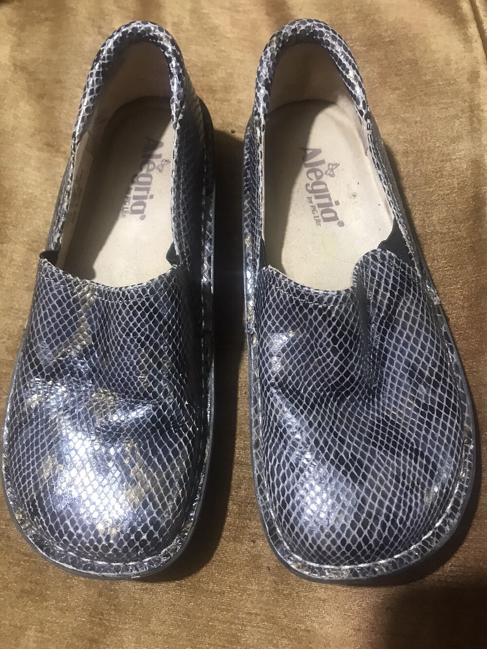 Alegria Leather Clog Slip Resistant Slip On Black Snake DEB-731 Womens Size 37